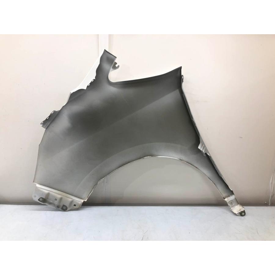 トヨタ ヴォクシー V/X ZRR80 純正 右 フェンダー パネル パール（FR19 