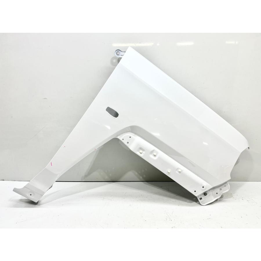 ☆良品☆ ダイハツ タフト LA900S LA910S 純正 右 フェンダー パール