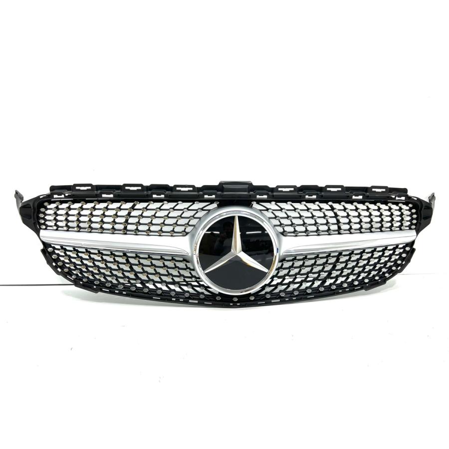 メルセデスベンツ Cクラス ［ W205 ］フロント グリル エンブレム 付