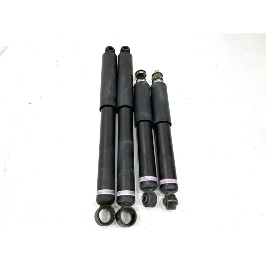 ハイエース　ディーゼル2WD用サスペンション　中古 200系 ハイエース 純正サスペンションセット 48531-26870/48511-26720