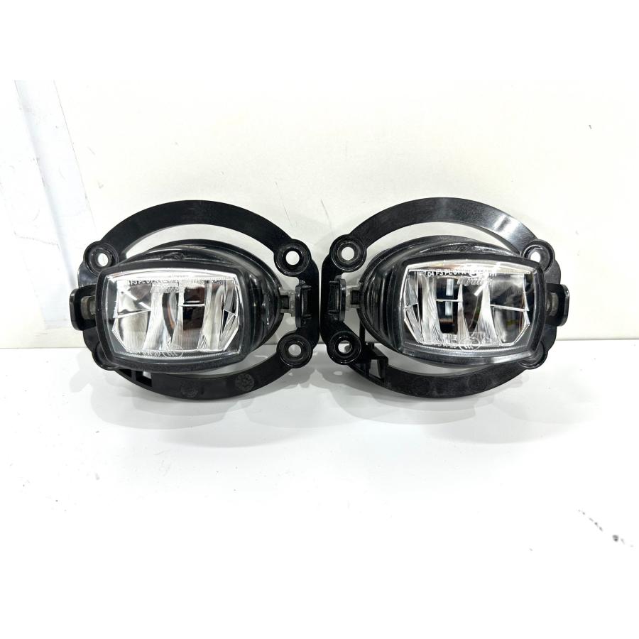 Jeep/コンパス 純正LEDフォグライト左右セット 68470159AA （G29-75