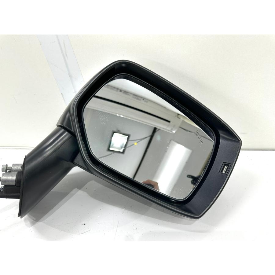 レヴォーグ VM4/VMG 純正ドアミラー 右 12P シルバー 037559 （G29-8