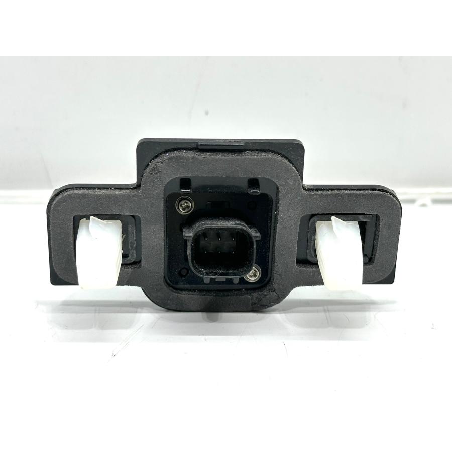 トヨタ カローラ ZRE212 リア カメラ 867B0-12030 （G31-62） : Re 