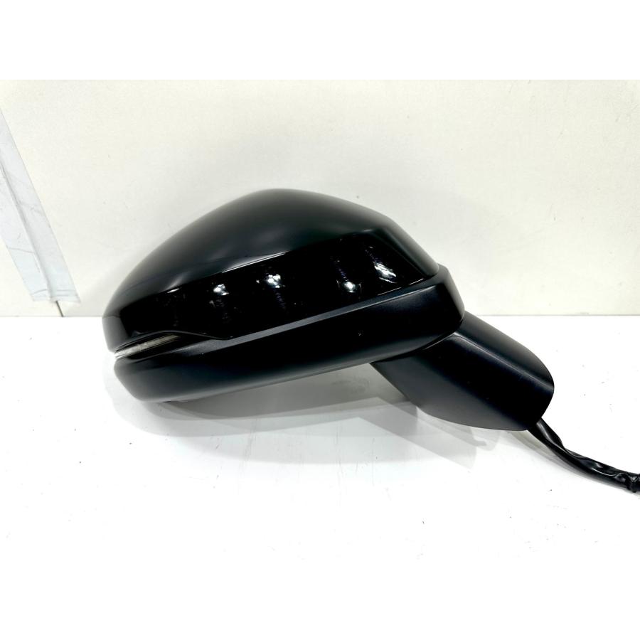 良品】ヴェゼル RV5 純正ドアミラー 右 カメラ付 黒メタリック 76200