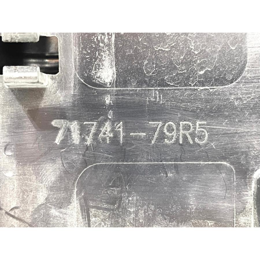スズキ スペーシア カスタム MK53S 純正 グリル 上下 72111-79R5 71741