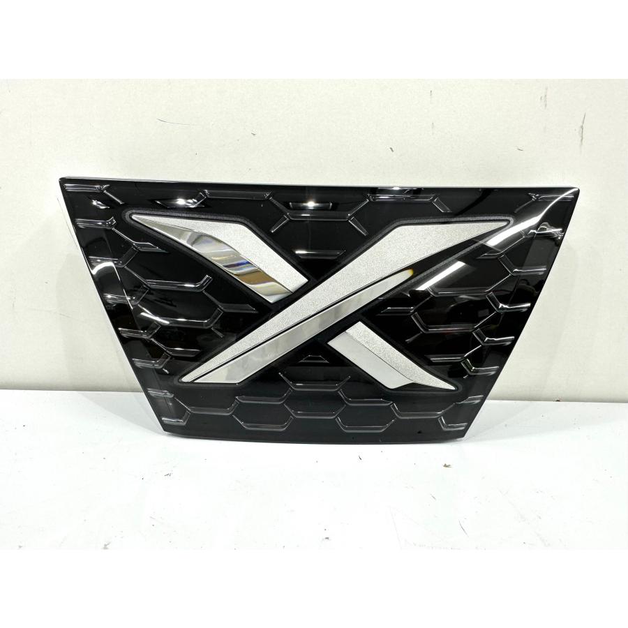 良品】マークX GRX130 後期 純正レーダークルーズ用エンブレム 53141 