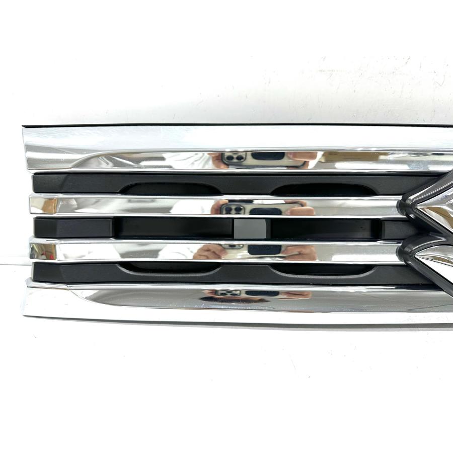 ☆美品☆ スズキ スペーシア MK53S 後期 純正 グリル 72131-72T0 （G38