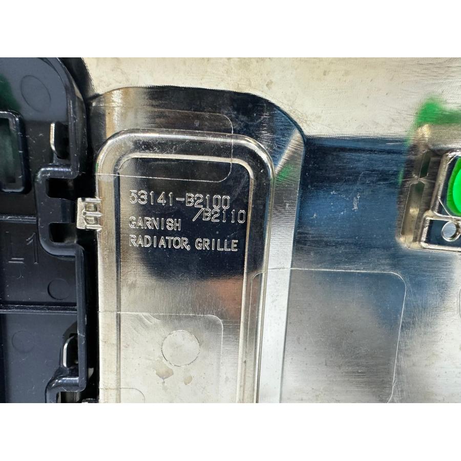 良品】タフト LA900S/LA910S 純正OPフロントグリル 53141-B2100 （G40