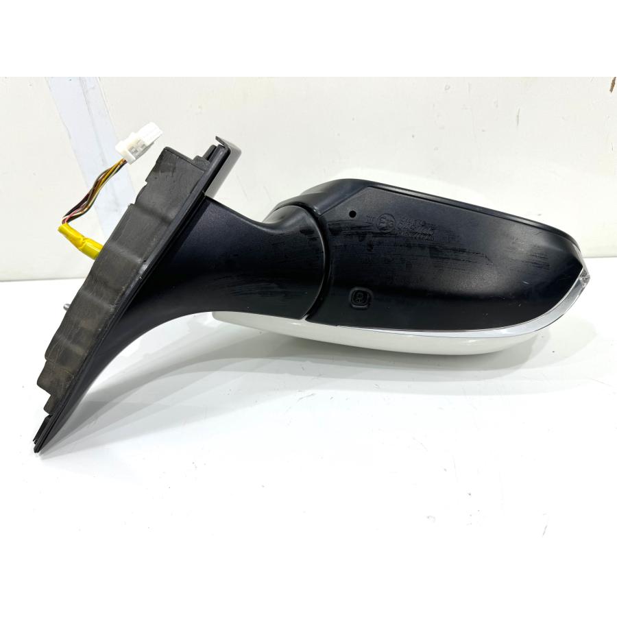 良品】C-HR ZYX10/NGX50 純正ドアミラー右・カメラ付き 配線10本
