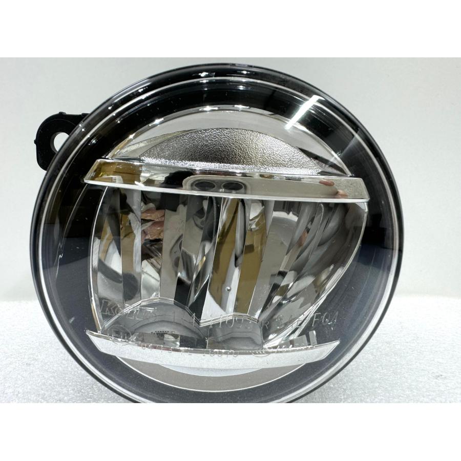良品】スペ−シア MK53S 純正LEDフォグライト 右 KOITO 114-11092