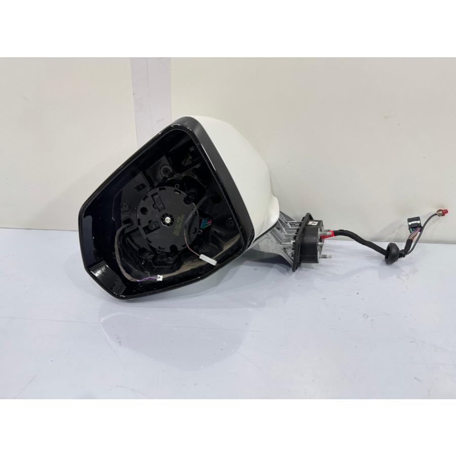 キャデラック XT5 C1UL 純正ドアミラー 左 配線16本 パール 60755782