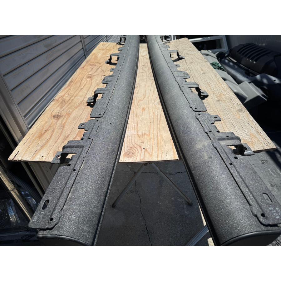 Jeep/ジープラングラー JTグラディエーター 純正ロックレール左右