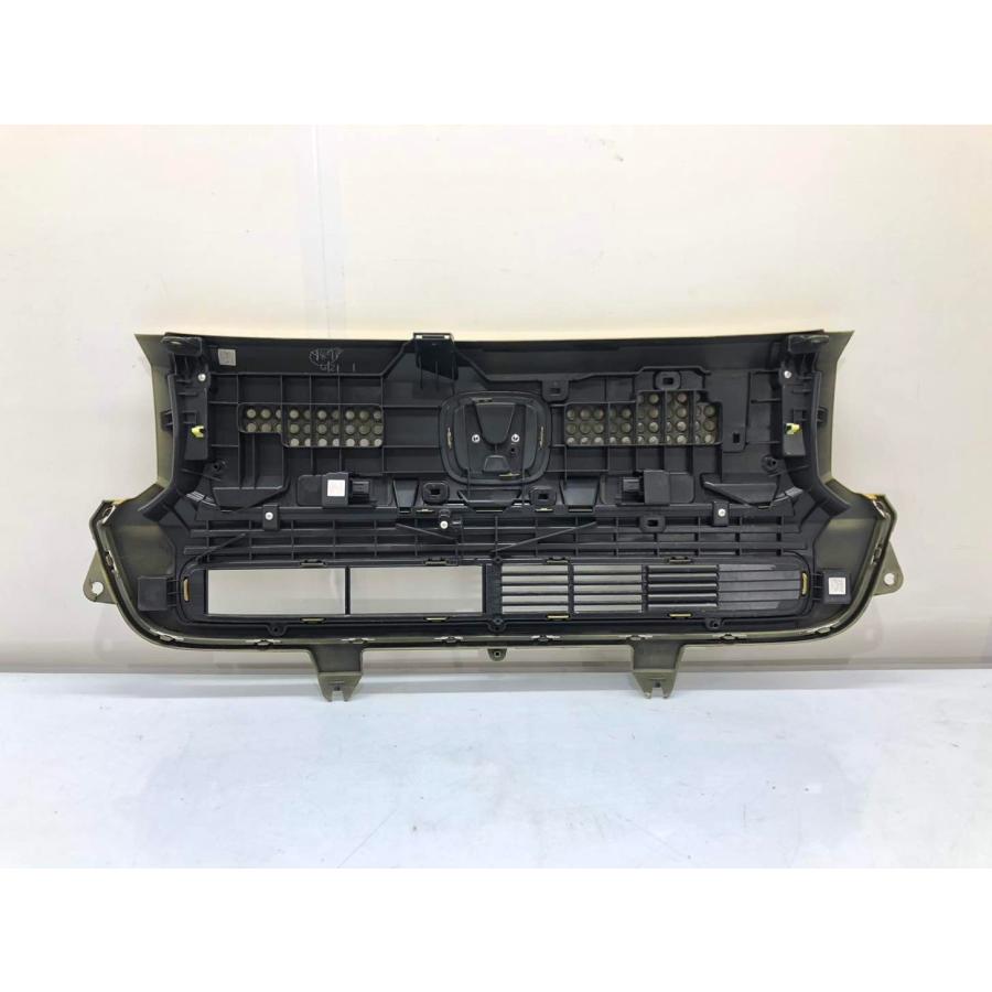 HONDA　純正品　新品未使用 フロントグリル ホンダ N-BOX JF5/JF6 純正 フロントグリル 71202-32RA-0030 オータム
