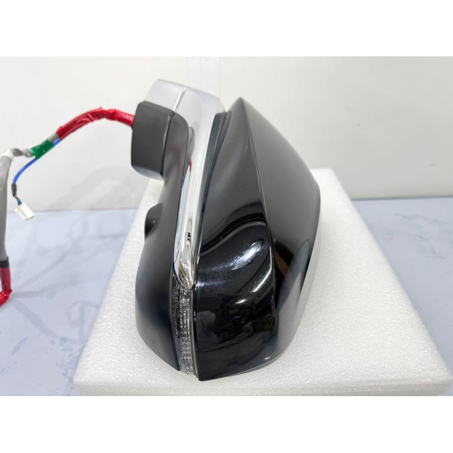 レクサスNX AGZ10/AYZ10 純正ドアミラー 左 配線14+4本 黒メタリック 