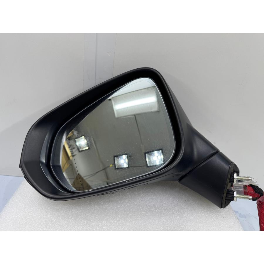 レクサスNX AGZ10/AYZ10 純正ドアミラー 左 配線14+4本 黒メタリック 