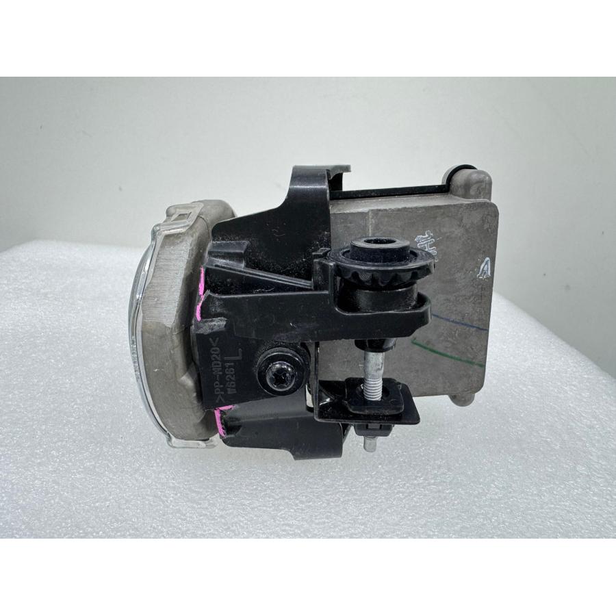 トヨタ 純正OPLEDフォグライト 左 STANLEY W5260/W5267 （G74-11