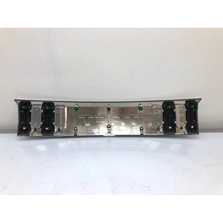♪良品♪タフト LA900S/LA910S 純正 OP フロント グリル ガーニッシュ