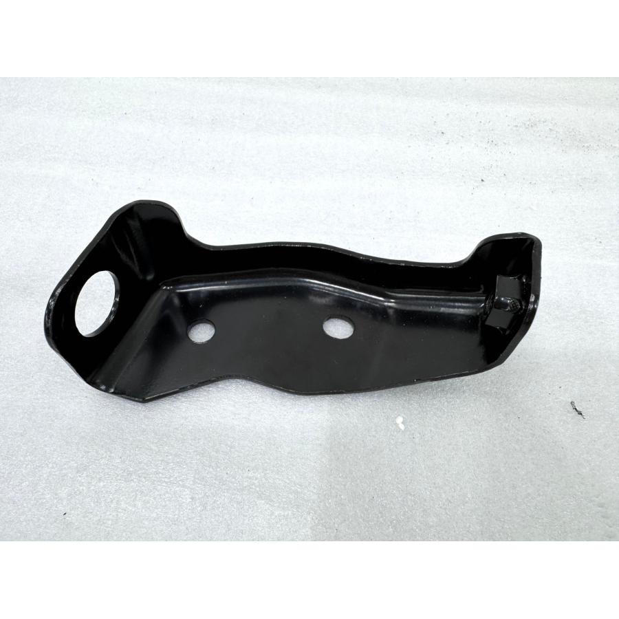 未使用/中古】ランドクルーザー70 GDJ76W 純正リアバンパーブラケット