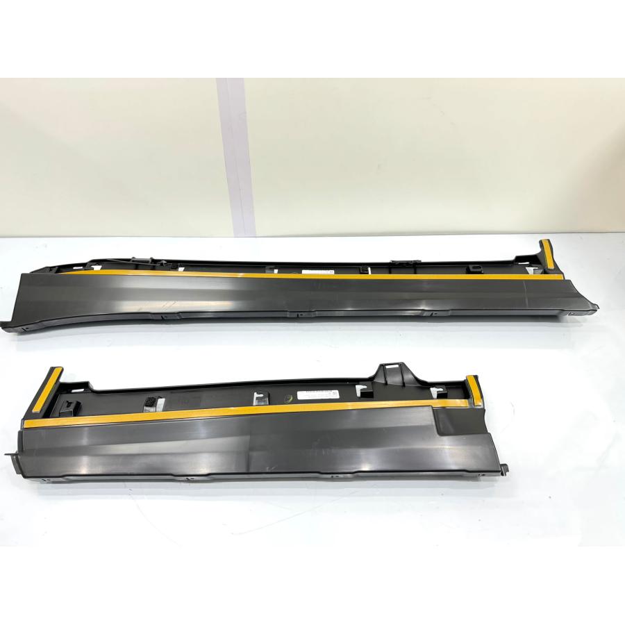 未使用・モデリスタ】カローラクロス ZVG11/ZSG10 サイドスカ−ト 右側