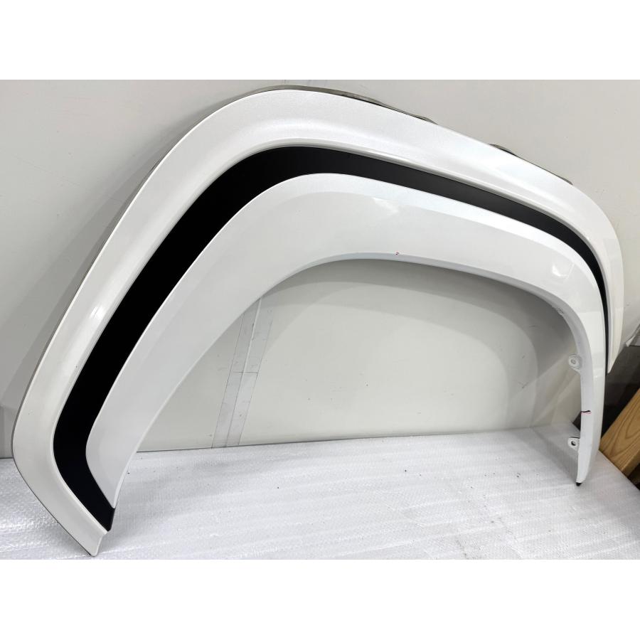 り モデリスタ】ランドクルーザー300 VJA300W フロントフェンダー