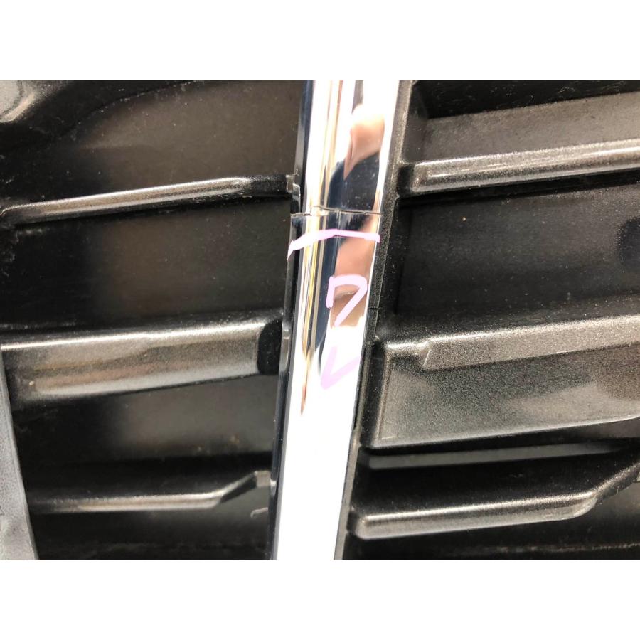 トヨタ アルファード S系 AGH30W 後期 純正 フロントグリル〈カメラ穴