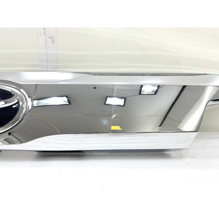 アルファード30 AGH30W 後期 純正メッキリアガーニッシュ 76801-58220