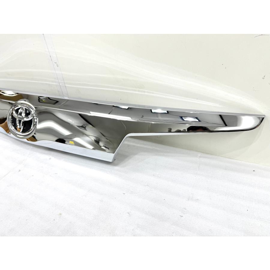 アルファード30 AGH30W 後期 純正メッキリアガーニッシュ 76801-58220