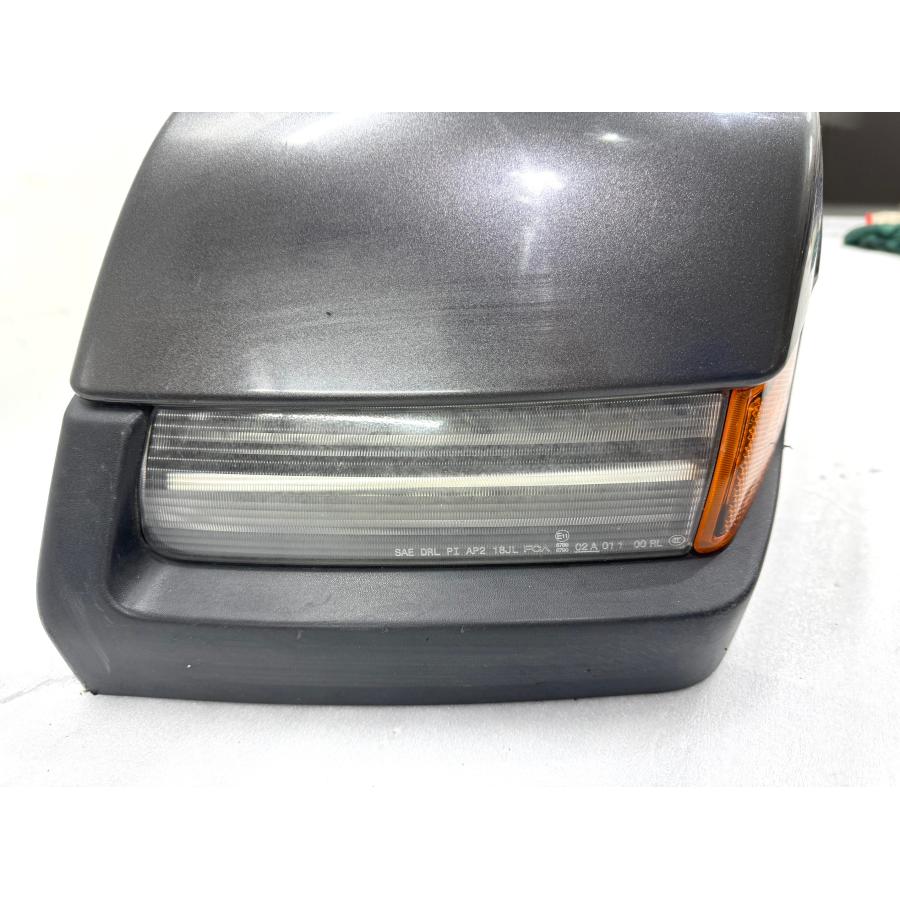 Jeep/ジープラングラー JL 純正オーバーフェンダー・デイライト付 左