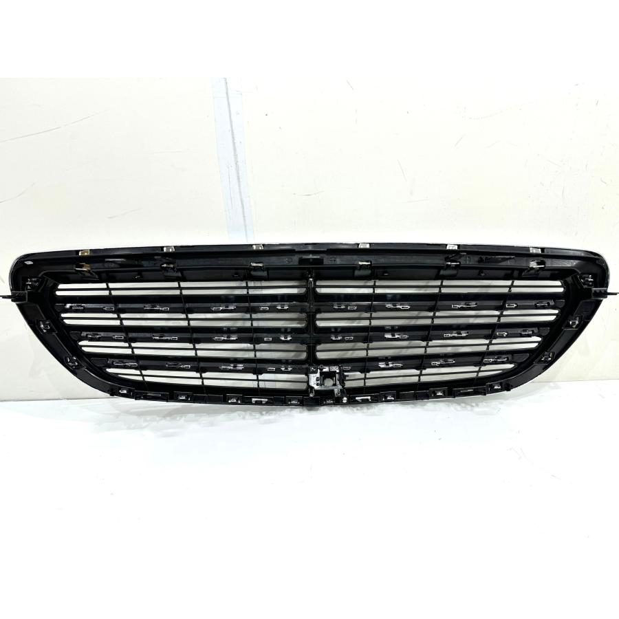 未使用・社外】ベンツ W213 Eクラス 前期 フロントグリル （G80-37