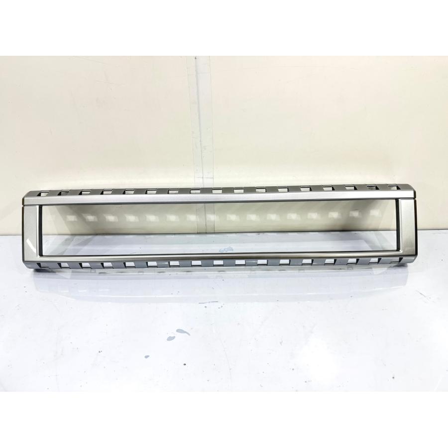 良品】ランドクルーザー250 VX/GX TRJ250W/GDJ250W 純正フロントグリル