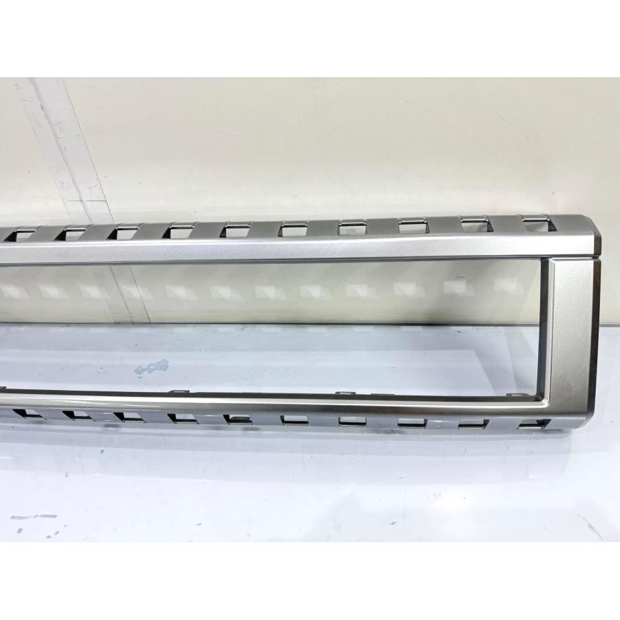 良品】ランドクルーザー250 VX/GX TRJ250W/GDJ250W 純正フロントグリル