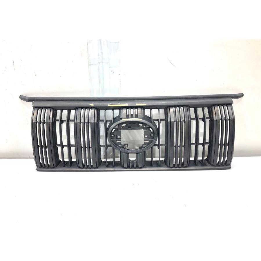 プラド　後期　マッドブラックエディション　純正　フロントグリル トヨタ ランドクルーザー プラド 150系 後期 マッドブラック