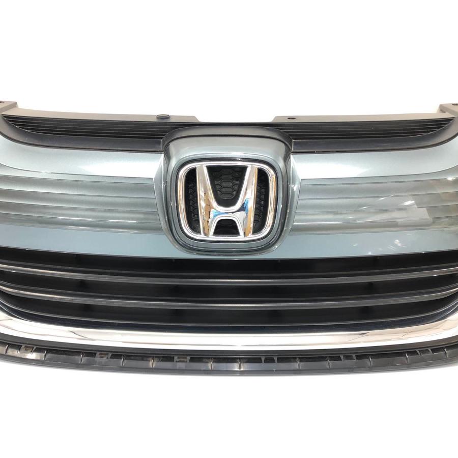Honda フリード+ハイブリッド DAA-GB8 初期型　純正フロントグリル ホンダ（HONDA） フリード+/プラス GB系 前期：純正 フロントグリル