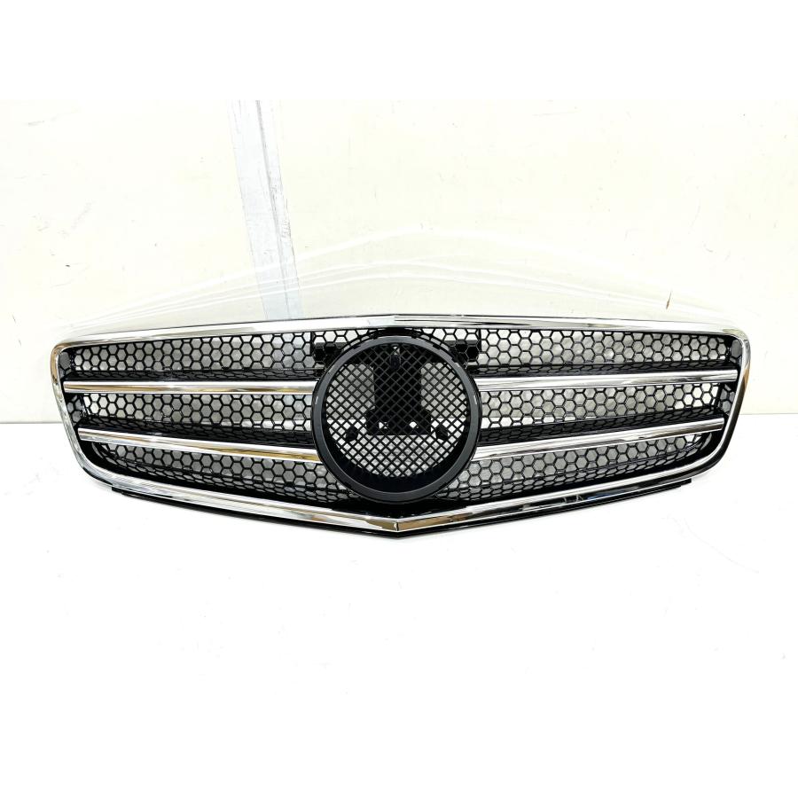 【新品未使用品】ベンツ Cクラス W204 エレガンス 純正品 フロントグリル 未使用・社外】ベンツ W204 Cクラス 後期 アバンギャルド フロント