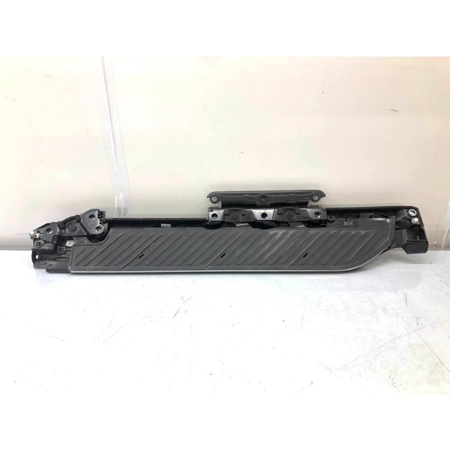 トヨタ純正40系アルファード後席左側ユニバーサルステップ（補修用／新古品） トヨタ アルファード 40系 純正 ユニバーサル ステップ フロア 右