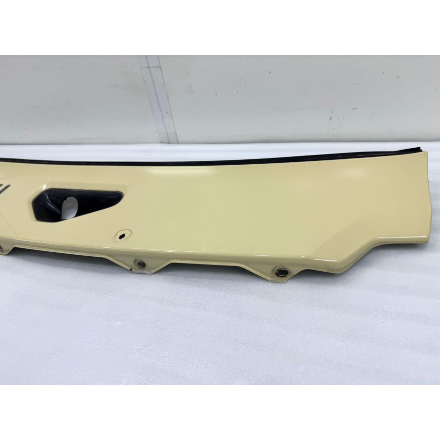 ジムニー JB64W 純正カウルトップパネル アイボリー 59910-78R00 （G83