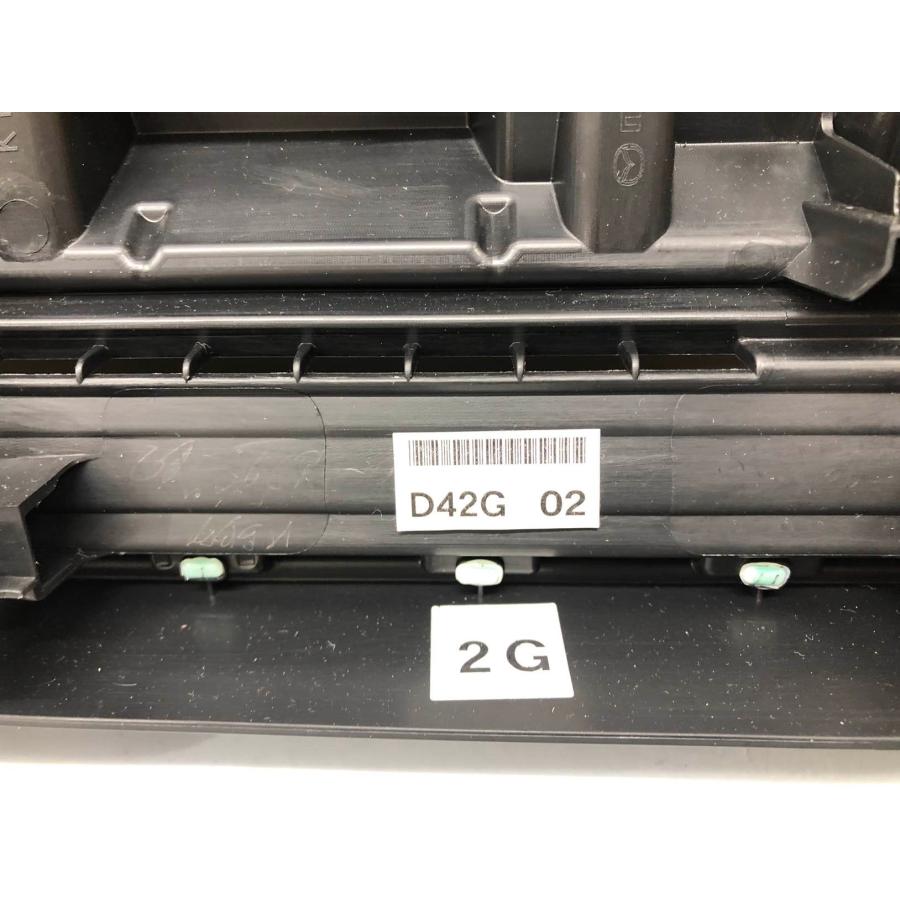 マツダ マツダ2 純正 デコレーション パネル ダッシュボード D42-55