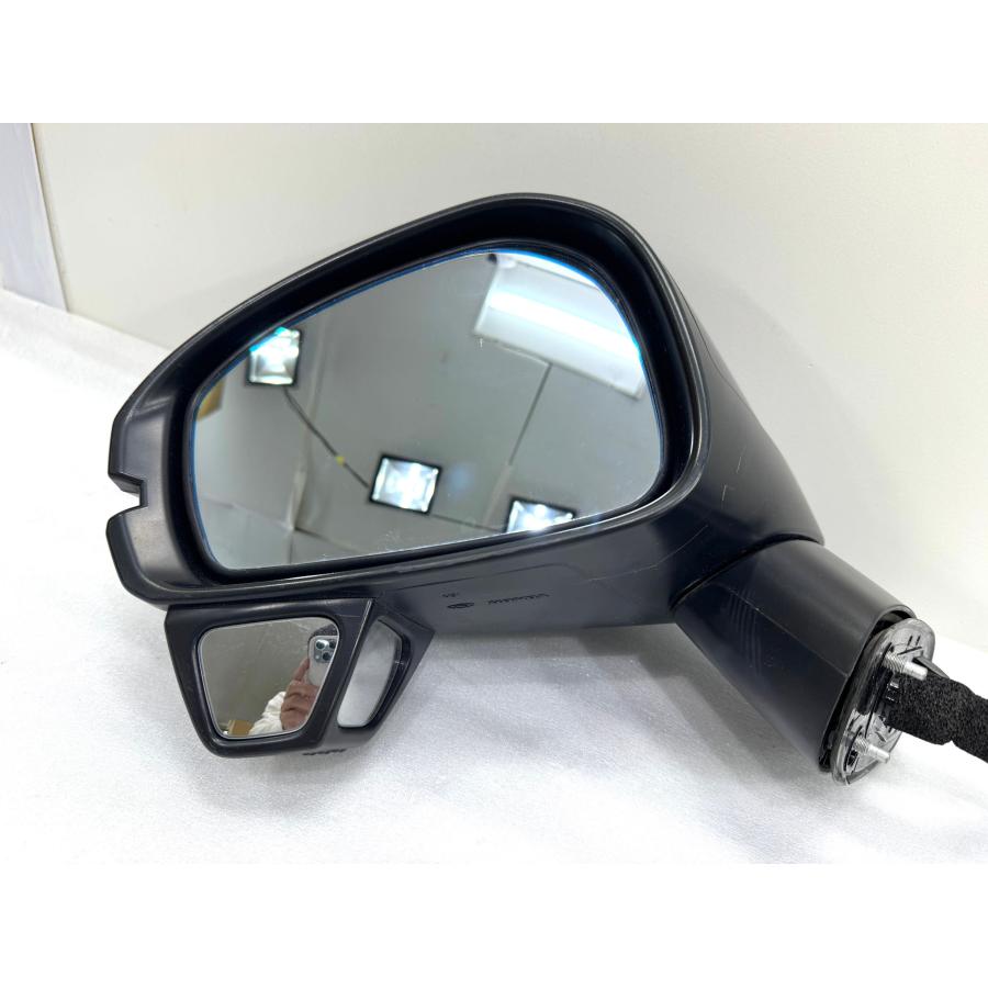 新品【送料無料】★ヴェゼル(RV5)★純正 左ドアミラー★ ヴェゼル RV3/RV5 純正ドアミラー 左 配線8本 グレーメタリック 刻印J3
