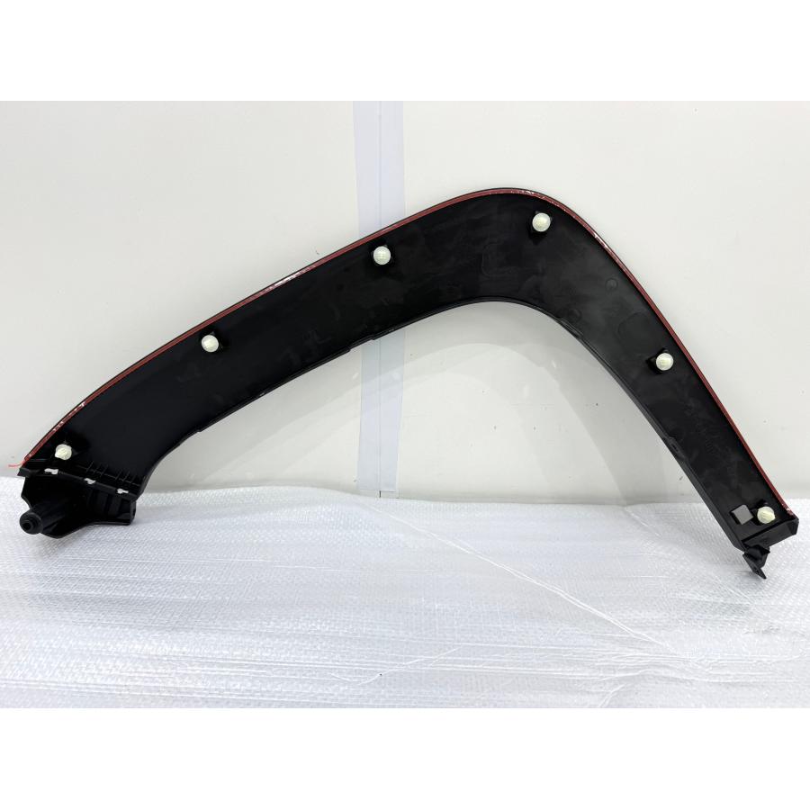 未使用】ハスラー MR52S/MR92S 純正フロントフェンダーアーチモール 右