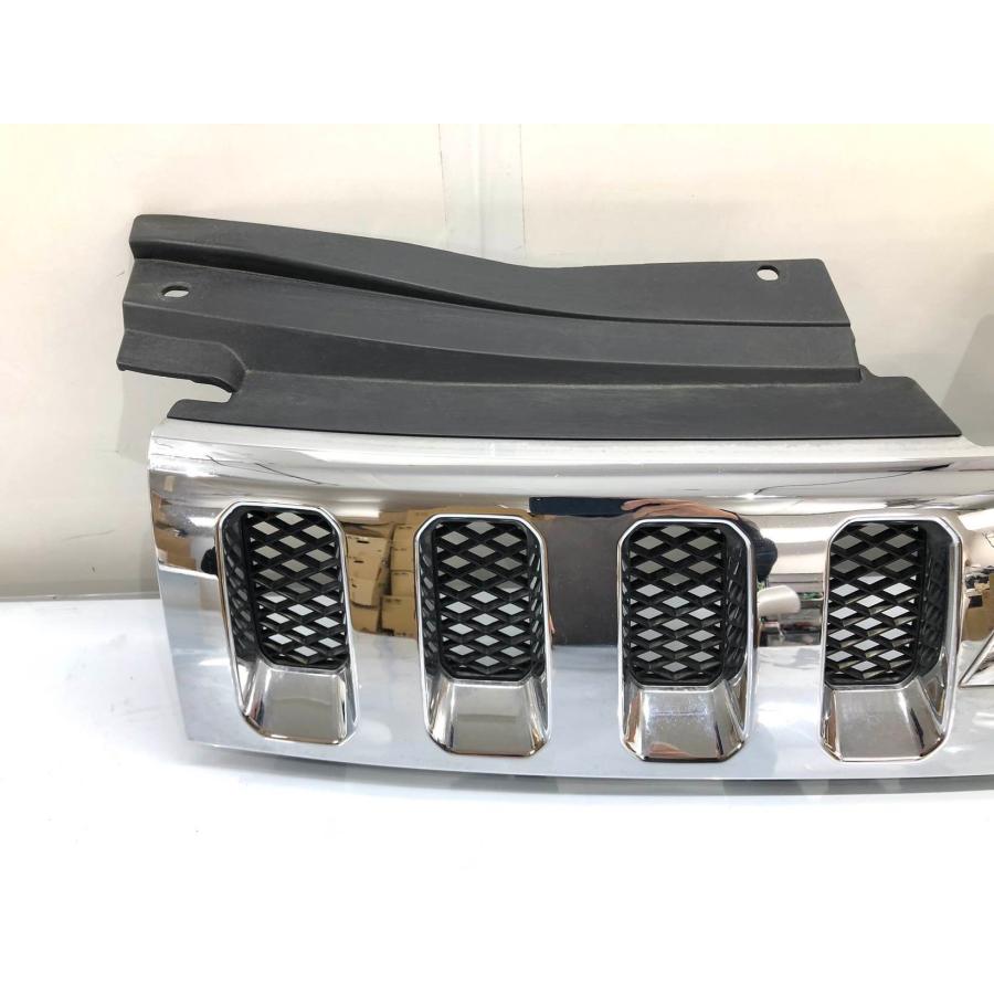ミツビシ デリカ D:5 CV5W 前期 純正 フロントグリル〈カメラ無