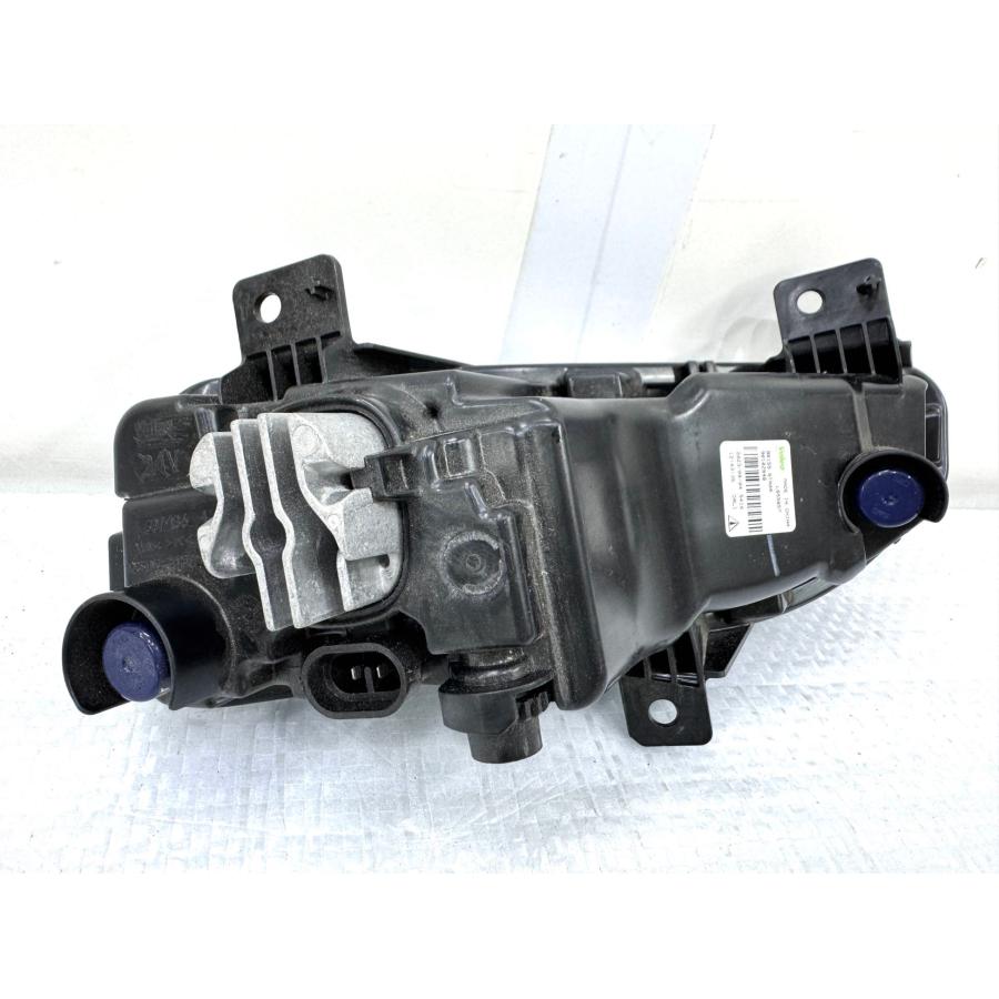 良品】エクストレイル T32・セレナ C27 純正フォグライト 左 B6155