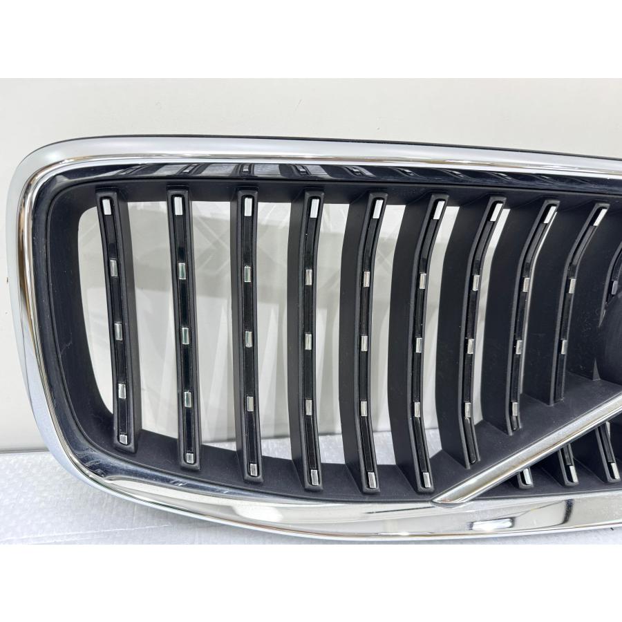 VOLVO v90 純正フロントグリル ボルボ V90 クロスカントリー 純正フロントグリル 32234086 （G86-40