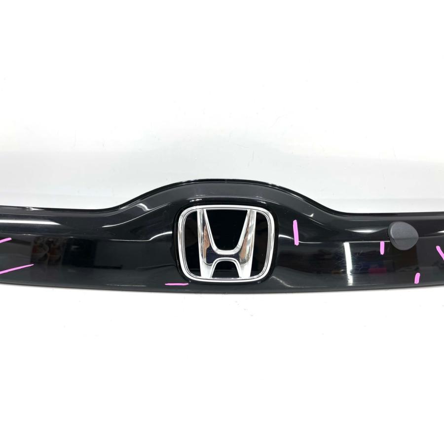ホンダ フィット GK3/4/5/6 純正 リアガーニッシュ 黒 74890-T5A-0030