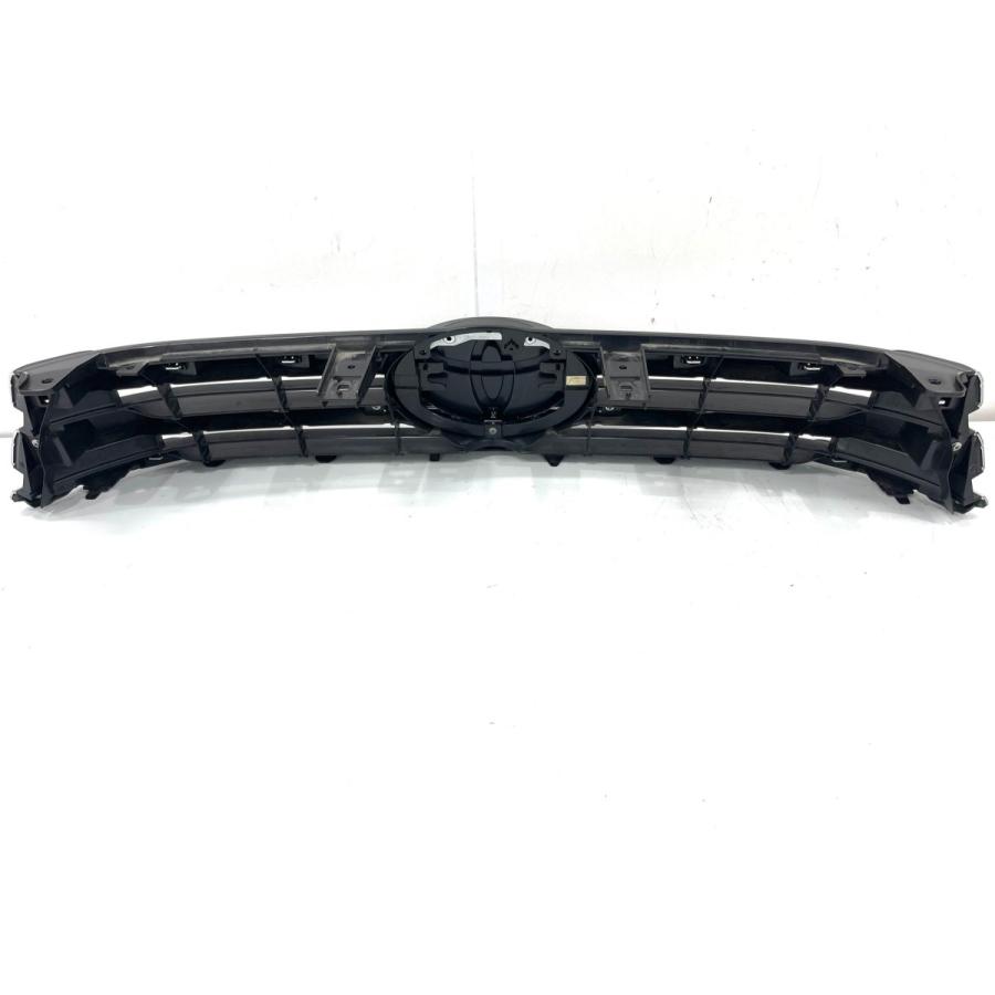 良品】 ハイラックス GUN125 純正フロントグリル 53100-0K460