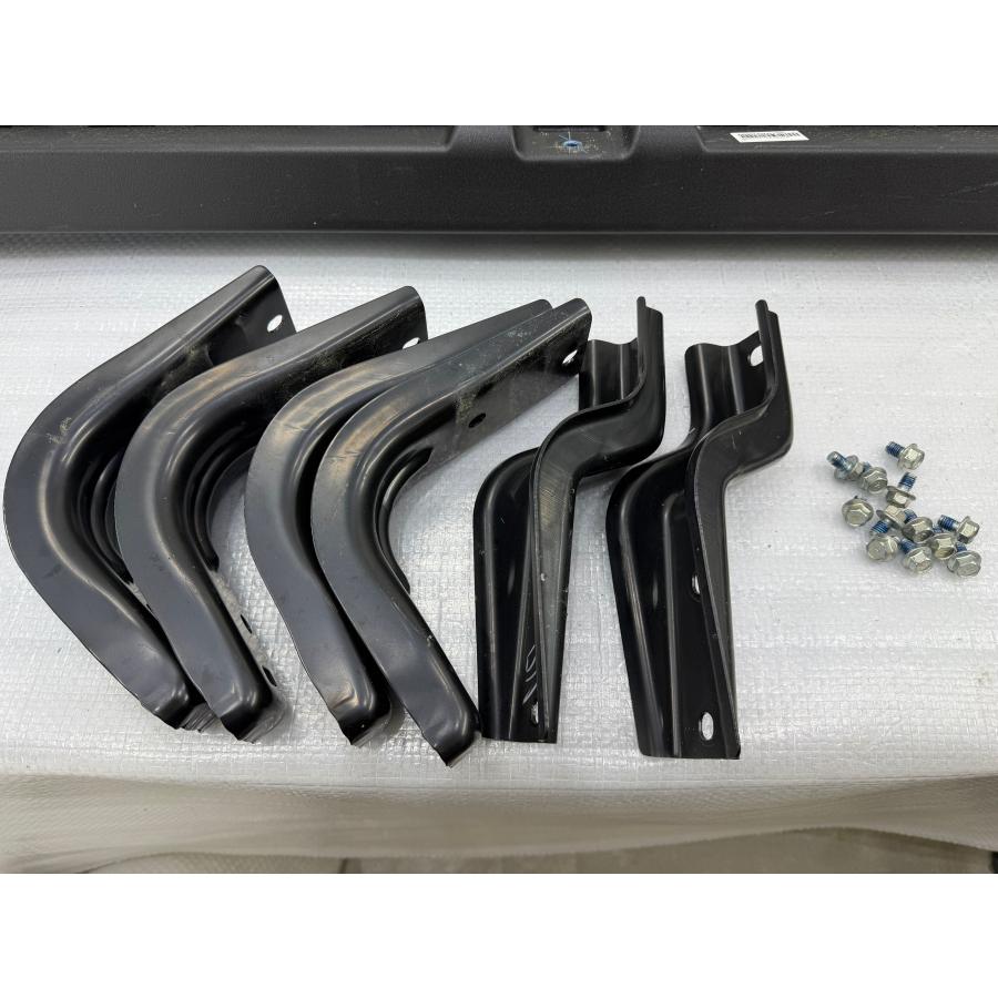 トライトン LC2T 純正サイドステップ左右 （H2-73YK） : Reパーツ