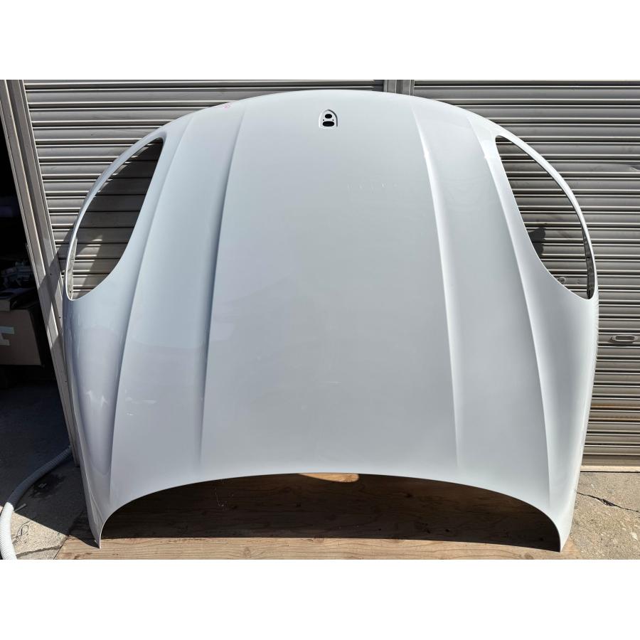 ポルシェ マカン 95B 純正ボンネット 95B823155H ポルシェ/マカン 95B 純正ボンネット パール 95B823155 （P28-66