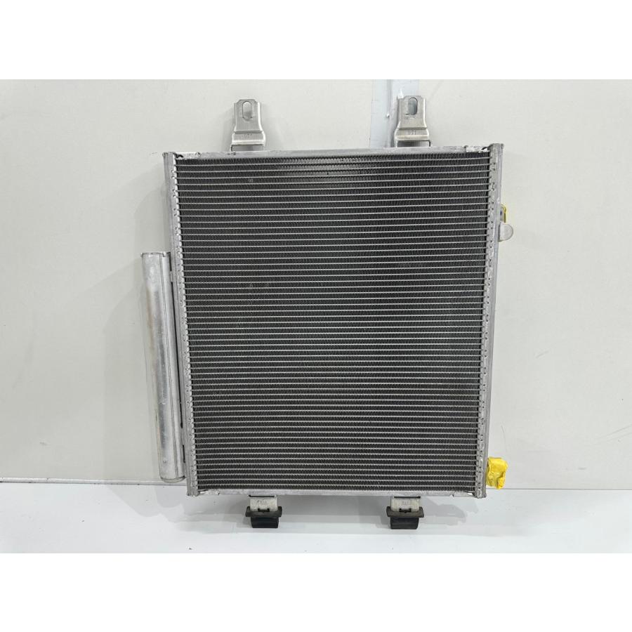 ムーヴキャンバス(LA800S) ラジエーター ムーヴキャンバス LA800S 純正ラジエター＆クーラーコンデンサー