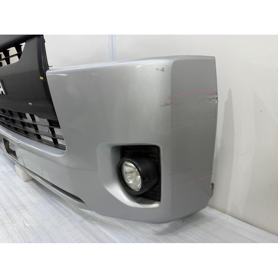 200系 ハイエース 4型〜 標準 純正フロントバンパー シルバー1E7 52119