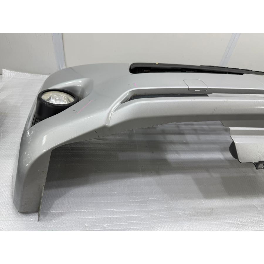 200系 ハイエース 4型〜 標準 純正フロントバンパー シルバー1E7 52119