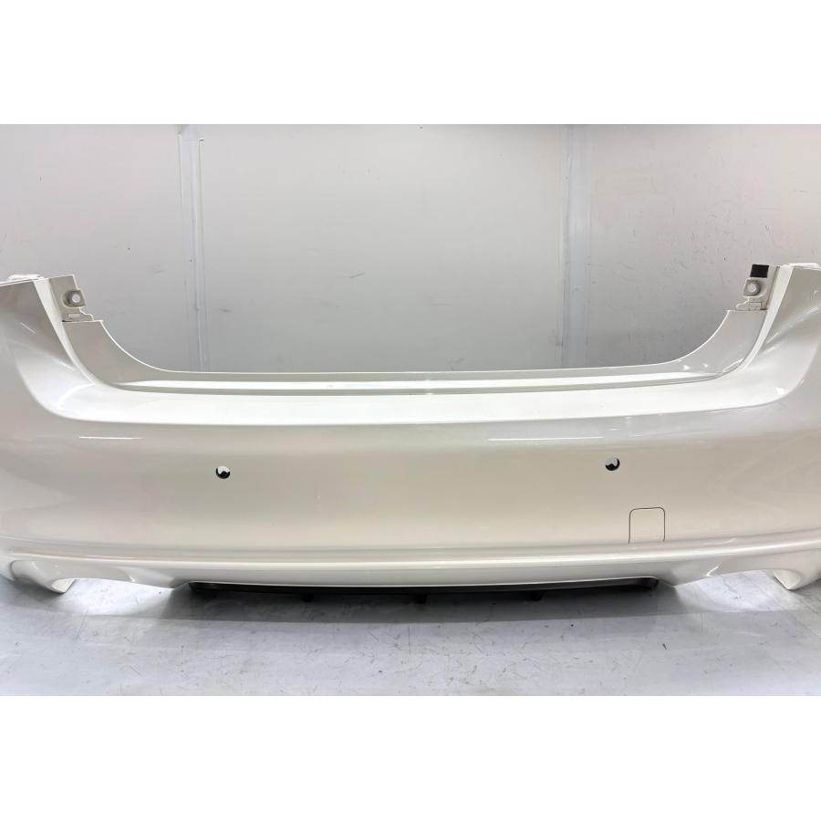 ニッサン スカイライン V37 純正 リアバンパー 85022 6HH-0 パール（V8